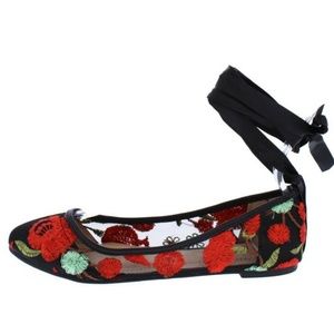 Embroidered Floral Black Ballet Flats